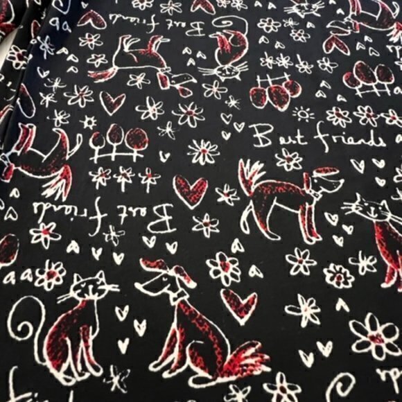 BUNDLE 3 FOR $18‎ Shirt Size Small Stretch Scoop Neck Cats Dogs Best Friends - Picture 1 of 10